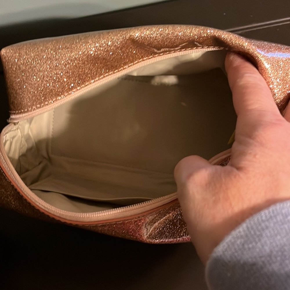 Authentic Kate Spade make up bag - Picture 2 of 4